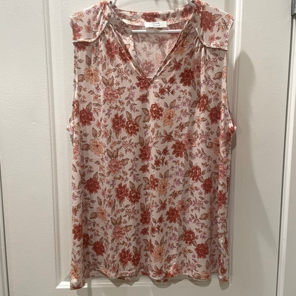NEW…Beacon Apparel Floral Sleeveless Blouse